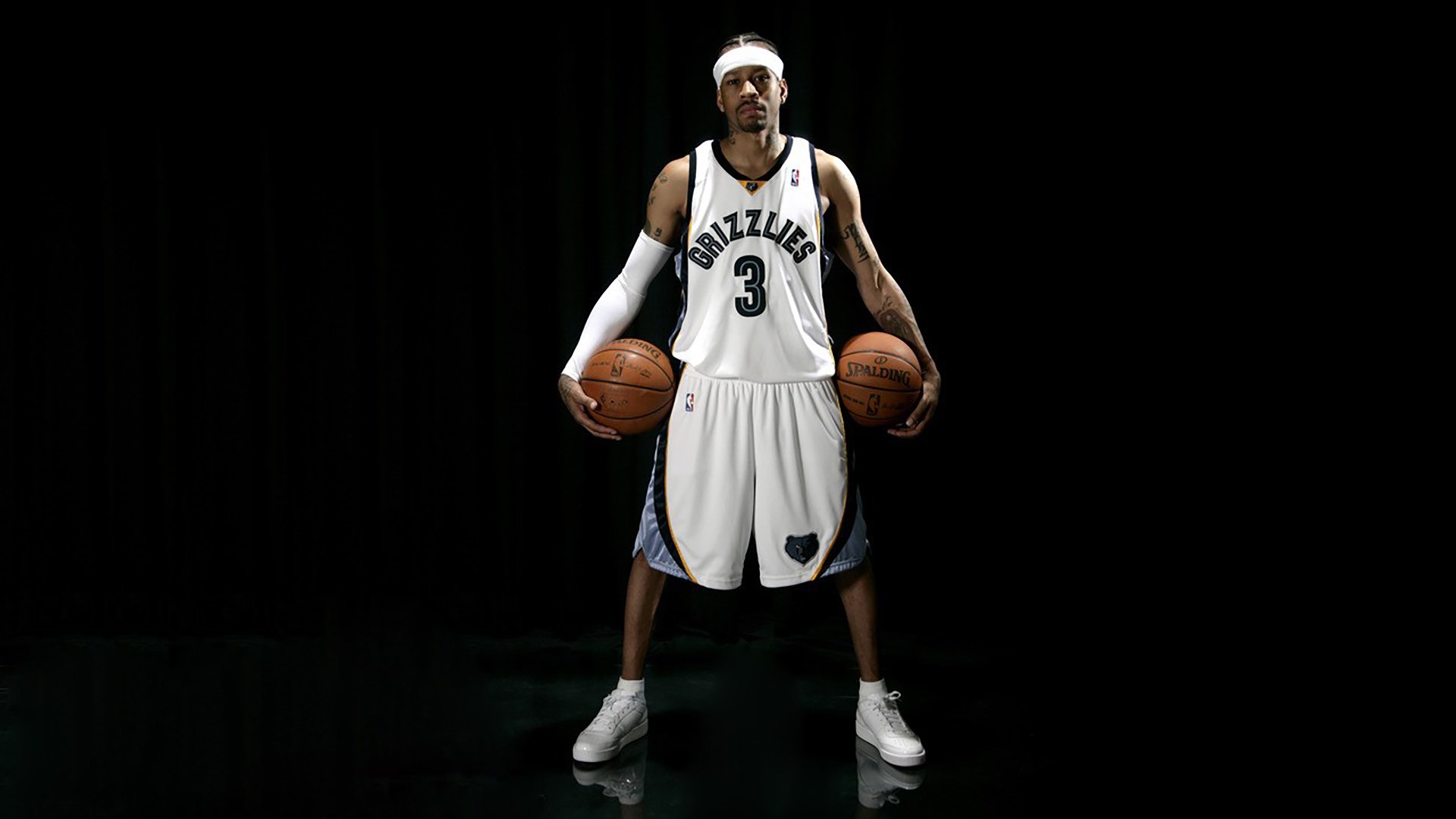 不容错过的本月足球热点新闻，足球报道热点